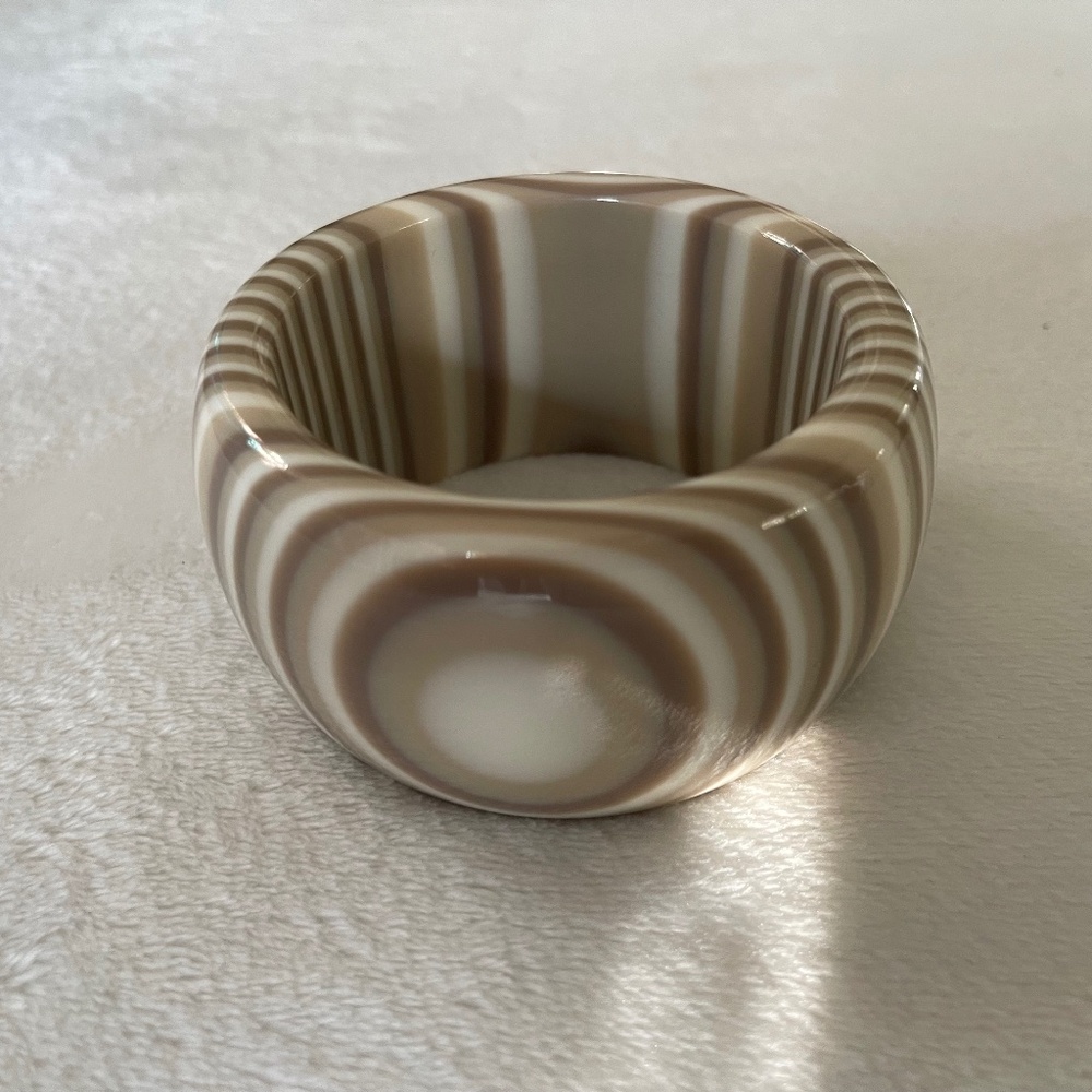 Neutral Swirl Resin Bangle Bracelet - Cream and Brown